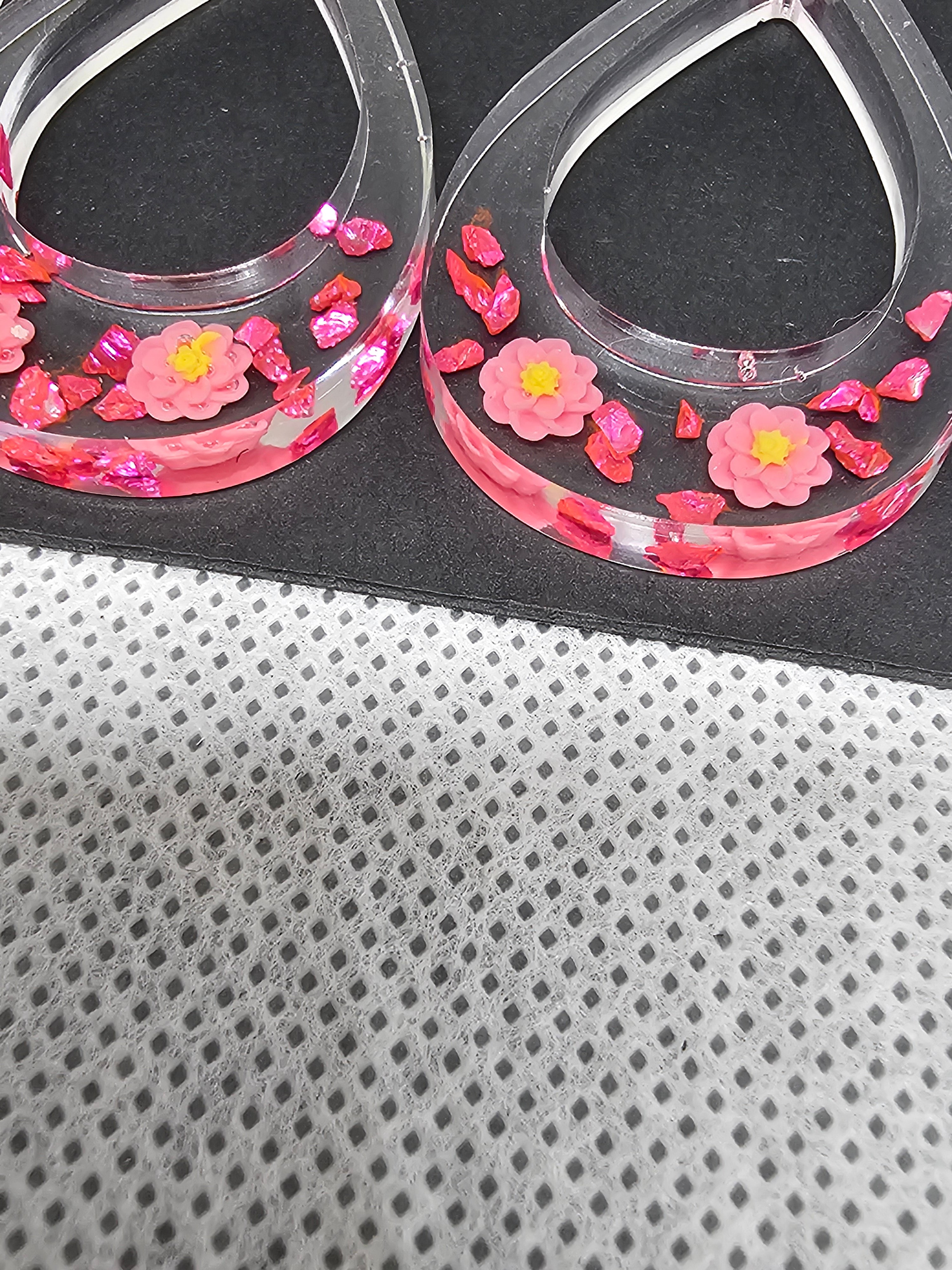 Epoxy Earrings – Pink Petal Teardrop