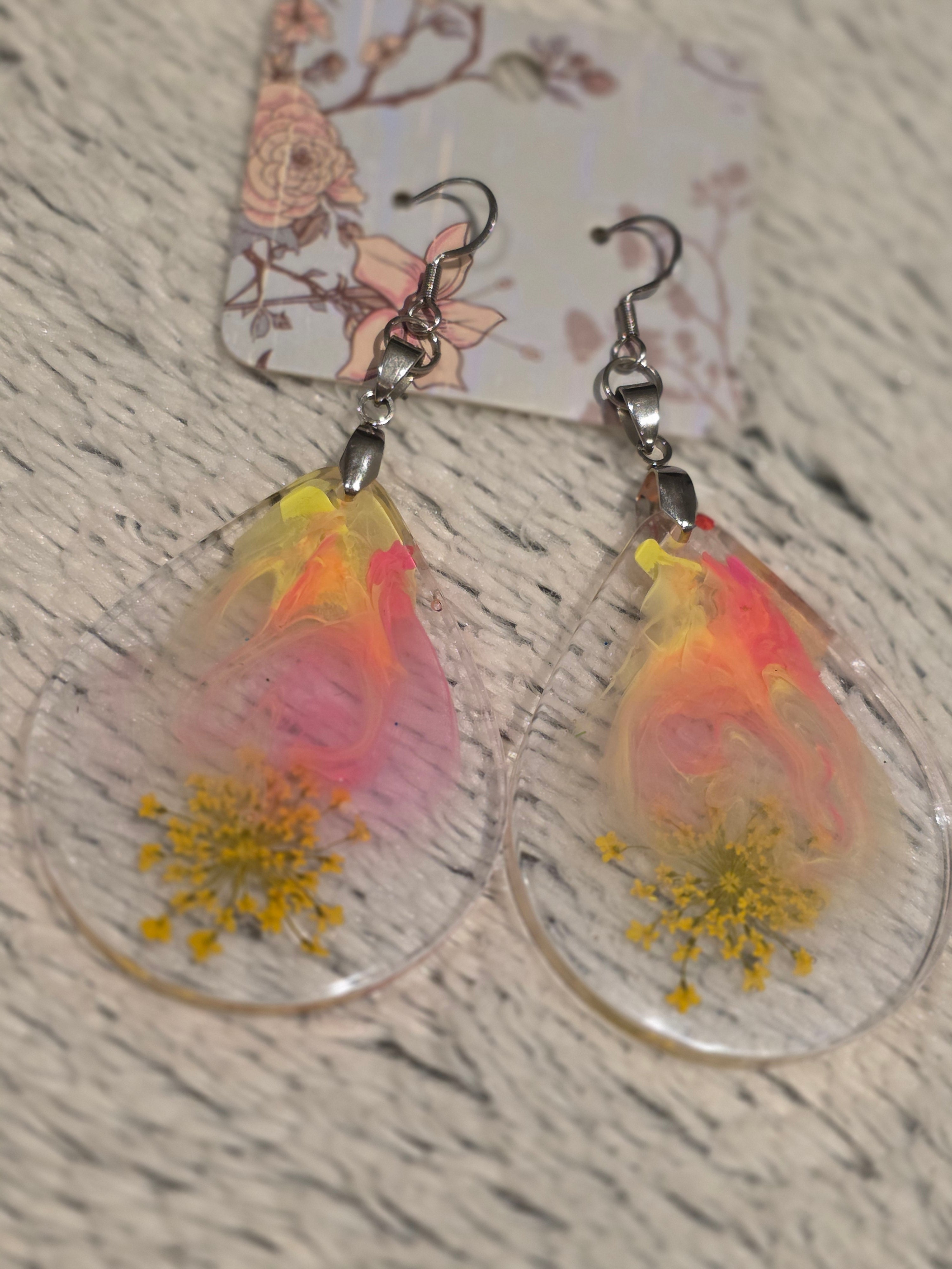 Resin earrings – teardrops with real dried flowers in yellow & pink tones, stainless-steel hooks