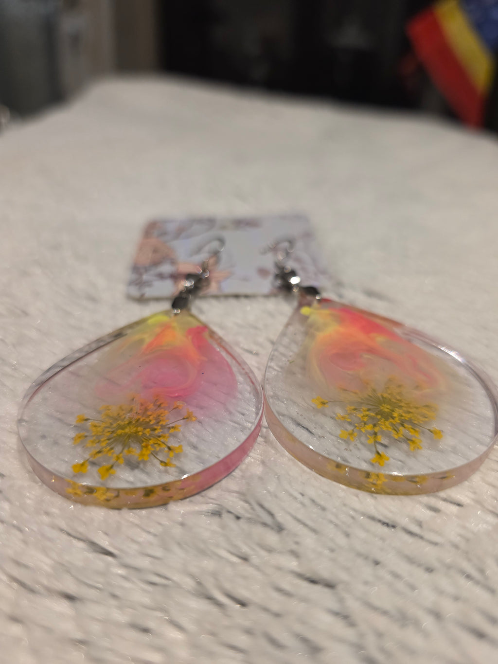 Resin earrings – teardrops with real dried flowers in yellow & pink tones, stainless-steel hooks