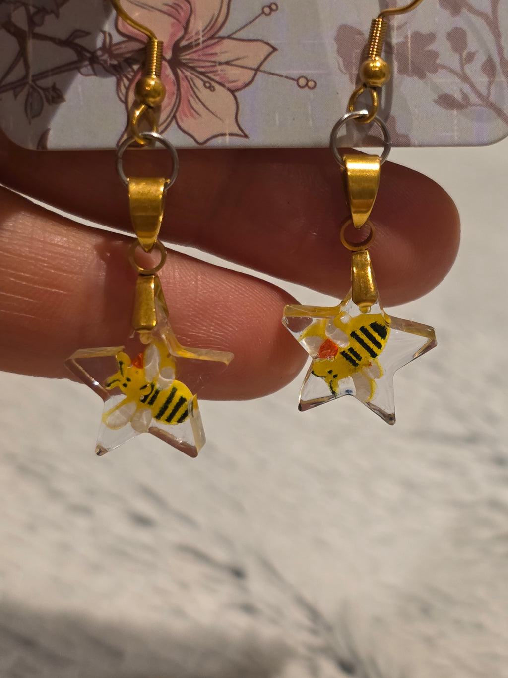 Resin earrings – star charms with bees, gold hooks